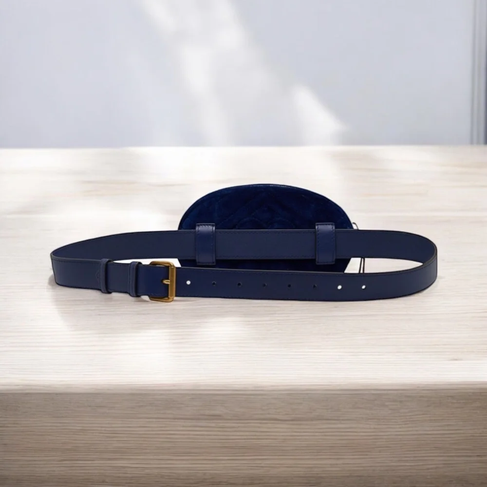 Gucci GG Marmont Matelasse Blue Velvet Belt Bag. Like New! With Box & Dustbag! - Picture 9 of 14